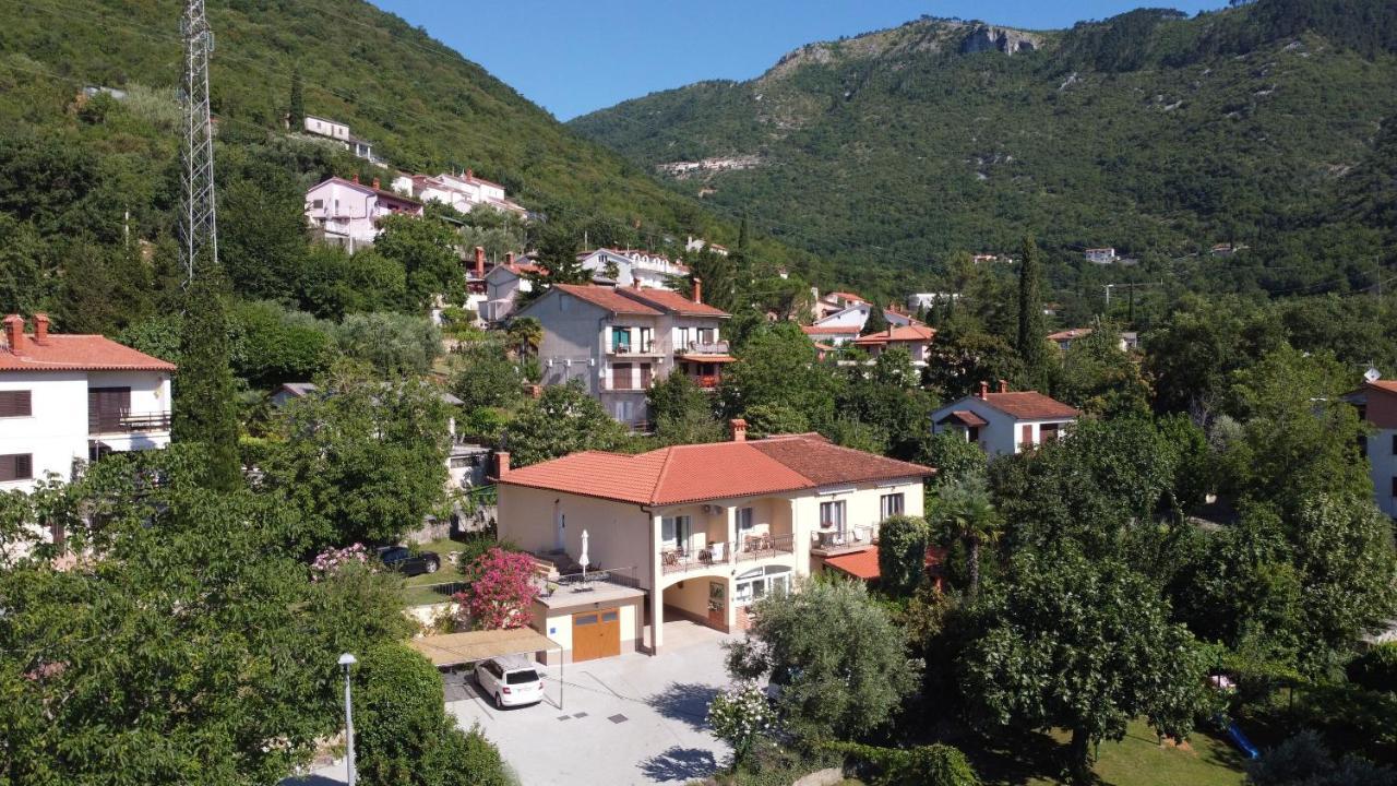 Apartments Branka Mošćenička Draga Eksteriør bilde