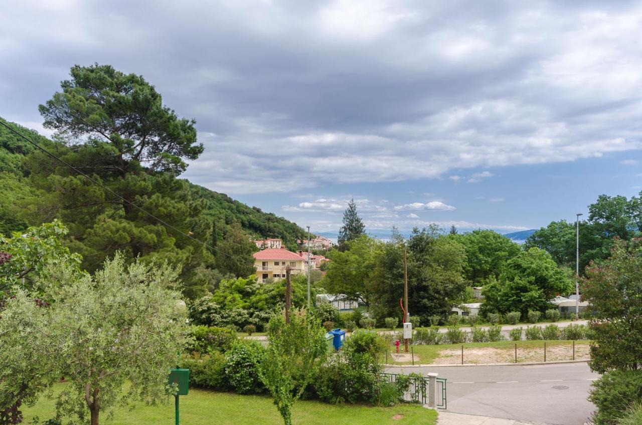 Apartments Branka Mošćenička Draga Eksteriør bilde