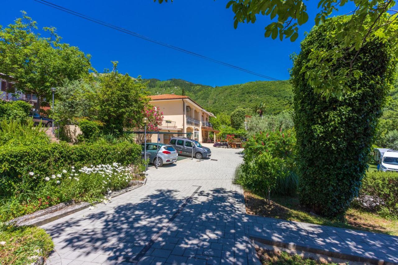 Apartments Branka Mošćenička Draga Eksteriør bilde